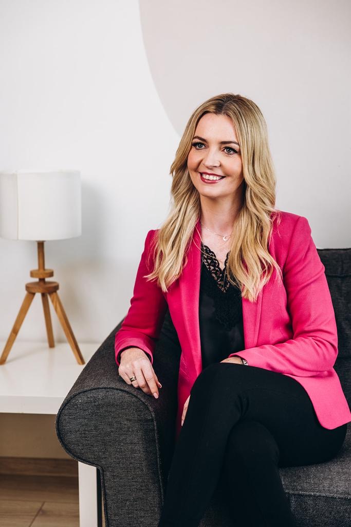 sprzedaż nieruchomości pośrednik